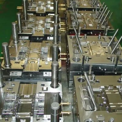 Części do formowania wtryskowego z tworzyw sztucznych