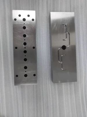 P20 Wstępnie zatwardziała baza pleśni dla pleśni z osłonami do rozpylania środka dezynfekującego