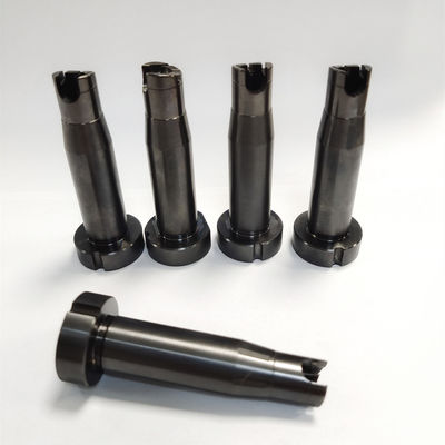 H13 Gorąca obróbka rdzeni stalowych. Precyzyjne wkładki do narzędzi z tworzyw sztucznych