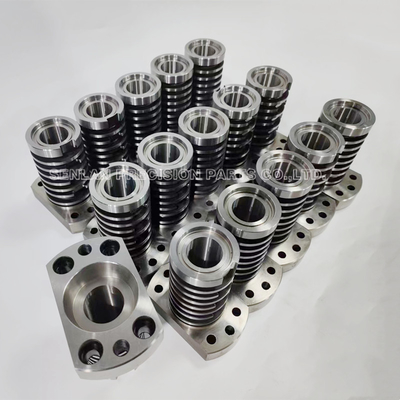 S136 Precision Components Wkładka rdzeniowa i wkładka wnękowa do formy preform dla zwierząt domowych